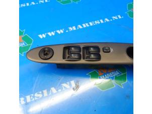Gebruikte Combischakelaar ramen Kia Joice 2.0 16V Prijs € 52,50 Margeregeling aangeboden door Maresia Auto Recycling B.V.