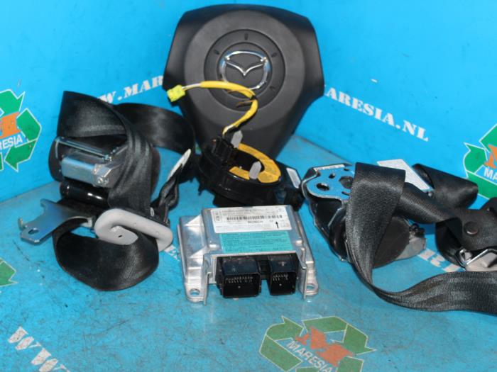 Airbag set+module - 7d4cd945-b3c1-490b-92c6-94a46a07cbec.jpg