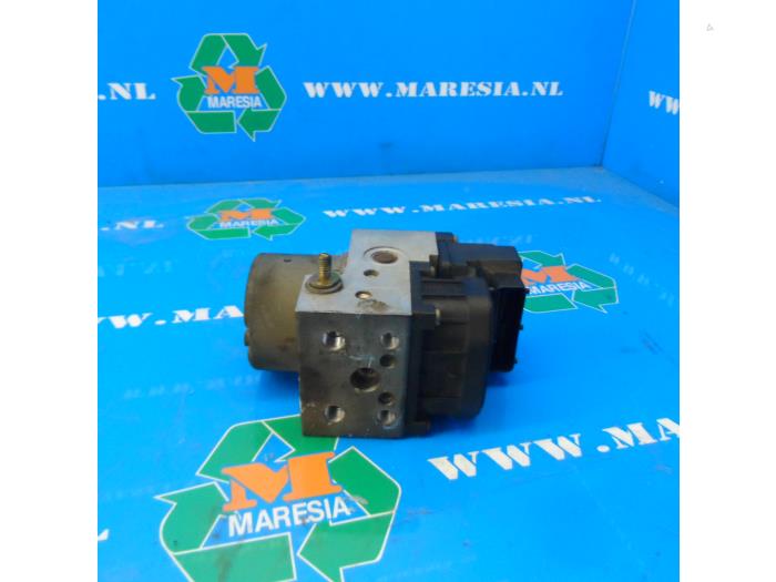 Gebruikte ABS Pomp Rover 25 1.6 16V Prijs € 105,00 Margeregeling aangeboden door Maresia Auto Recycling B.V.