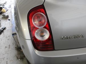 Gebruikte Achterlicht links Nissan Micra (K12) 1.2 16V Prijs € 26,25 Margeregeling aangeboden door Maresia Auto Recycling B.V.