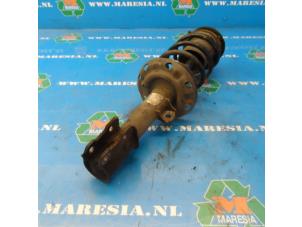 Gebruikte Voorpoot links Opel Corsa C (F08/68) 1.3 CDTi 16V Prijs € 26,25 Margeregeling aangeboden door Maresia Auto Recycling B.V.