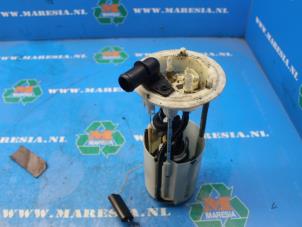 Gebruikte Brandstofpomp Elektrisch Iveco Daily Prijs € 94,50 Margeregeling aangeboden door Maresia Auto Recycling B.V.