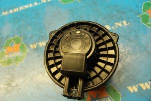 Gebruikte Blower Lexus RX (L2) 400h V6 24V VVT-i 4x4 Prijs € 105,00 Margeregeling aangeboden door Maresia Auto Recycling B.V.