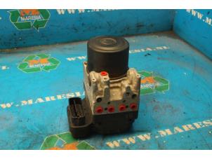 Gebruikte ABS Pomp Lexus IS (E2) 220d 16V Prijs € 183,75 Margeregeling aangeboden door Maresia Auto Recycling B.V.