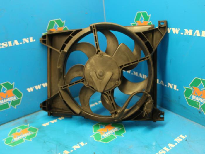 Air conditioning cooling fans Hyundai Sonata