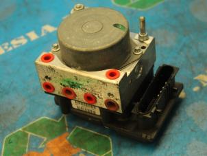 Gebruikte ABS Pomp Nissan Micra (K12) 1.2 16V Prijs € 73,50 Margeregeling aangeboden door Maresia Auto Recycling B.V.