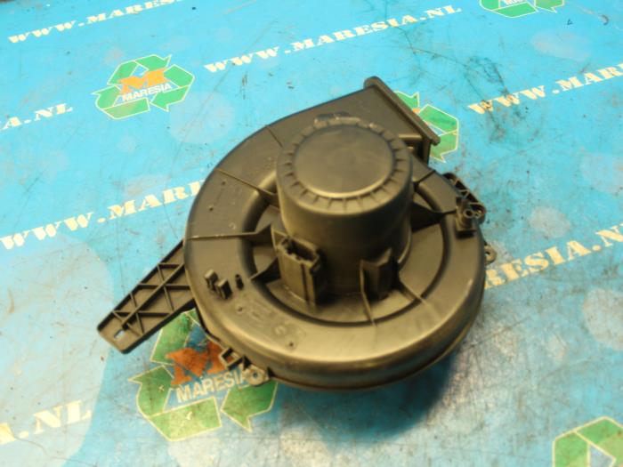 Heating and ventilation fan motor Volkswagen Polo