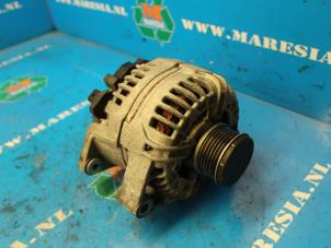 Gebruikte Alternator Opel Meriva 1.4 Turbo 16V ecoFLEX Prijs € 26,25 Margeregeling aangeboden door Maresia Auto Recycling B.V.