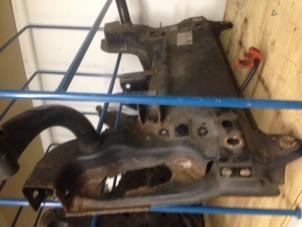 Gebruikte Subframe Mazda 2 (NB/NC/ND/NE) 1.4 16V Prijs € 52,50 Margeregeling aangeboden door Maresia Auto Recycling B.V.