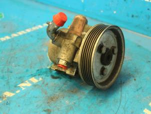 Gebruikte Stuurpomp Opel Combo 1.3 CDTI 16V ecoFlex Prijs € 31,50 Margeregeling aangeboden door Maresia Auto Recycling B.V.