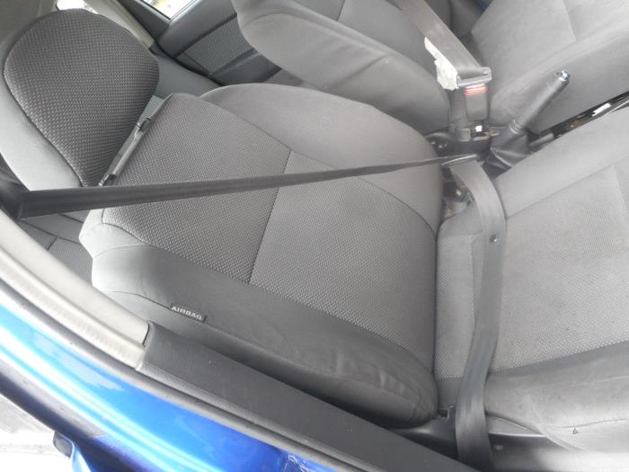 Front seatbelt, right Chevrolet Aveo