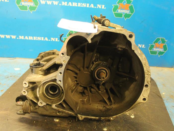 Gebruikte Versnellingsbak Nissan Primera Prijs € 210,00 Margeregeling aangeboden door Maresia Auto Recycling B.V.