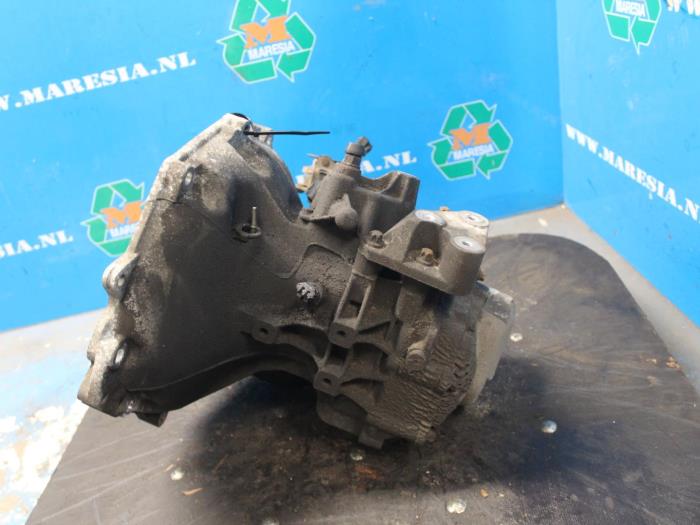 Gearbox for Opel Astra F17C394,24579782,5700496 www.maresia.eu