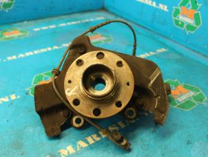 Gebruikte Asschenkel rechts-voor Opel Corsa D 1.2 16V Prijs € 21,00 Margeregeling aangeboden door Maresia Auto Recycling B.V.