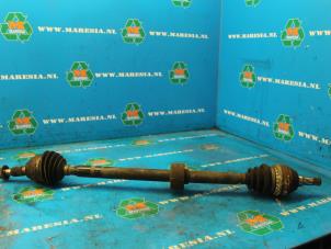 Gebruikte Aandrijfas rechts-voor Opel Vectra C GTS 1.8 16V Prijs € 21,00 Margeregeling aangeboden door Maresia Auto Recycling B.V.