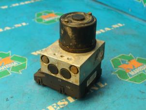 Gebruikte ABS Pomp Hyundai Santa Fe I 2.0 16V 4x2 Prijs € 68,25 Margeregeling aangeboden door Maresia Auto Recycling B.V.