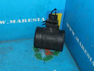Gebruikte Luchthoeveelheidsmeter Opel Astra H (L48) 1.7 CDTi 16V Prijs € 10,50 Margeregeling aangeboden door Maresia Auto Recycling B.V.