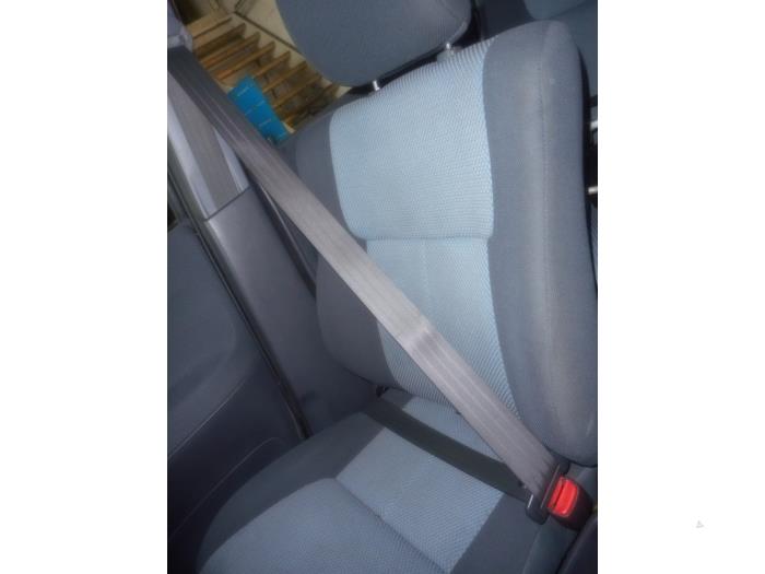 Front seatbelt, right Daihatsu Terios