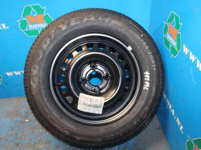 Wheel + tyre Opel Corsa