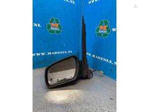 Gebruikte Spiegel Buiten links Ford C-Max (DM2) 2.0 16V Prijs € 52,50 Margeregeling aangeboden door Maresia Auto Recycling B.V.