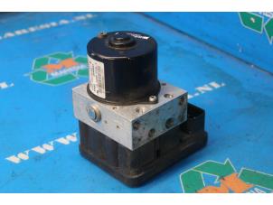 Gebruikte ABS Pomp Ford C-Max (DM2) 1.8 16V Prijs € 78,75 Margeregeling aangeboden door Maresia Auto Recycling B.V.