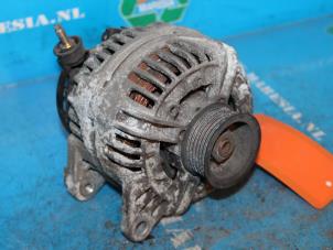 Gebruikte Dynamo Jeep Grand Cherokee (WG/WJ) 4.7i V8 Prijs € 42,00 Margeregeling aangeboden door Maresia Auto Recycling B.V.