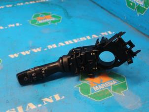 Gebruikte Schakelaar Licht Kia Venga 1.4 CVVT 16V Prijs € 63,00 Margeregeling aangeboden door Maresia Auto Recycling B.V.