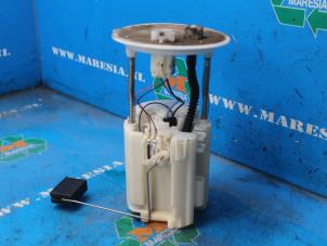 Gebruikte Tank element Pomp Lexus RX (L2) 300 V6 24V VVT-i Prijs € 105,00 Margeregeling aangeboden door Maresia Auto Recycling B.V.