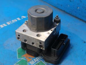 Gebruikte ABS Pomp Opel Adam 1.2 16V Prijs € 63,00 Margeregeling aangeboden door Maresia Auto Recycling B.V.