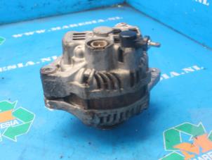 Gebruikte Dynamo Suzuki Grand Vitara II (JT) 1.6 16V Prijs € 31,50 Margeregeling aangeboden door Maresia Auto Recycling B.V.