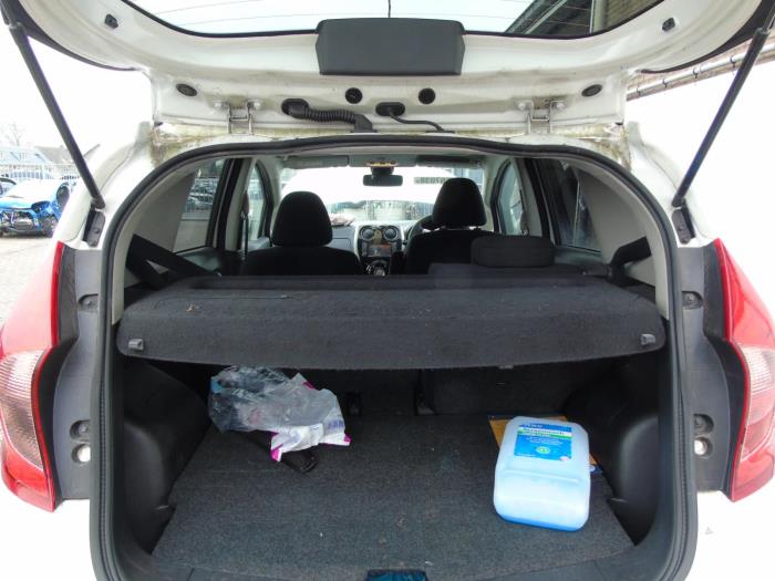 Nissan note boot deals cover