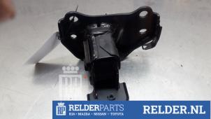 Gebruikte Motorsteun Toyota RAV4 (A4) 2.5 Hybrid 16V VVT-i 4x2 Prijs € 45,00 Margeregeling aangeboden door Relder Parts B.V.