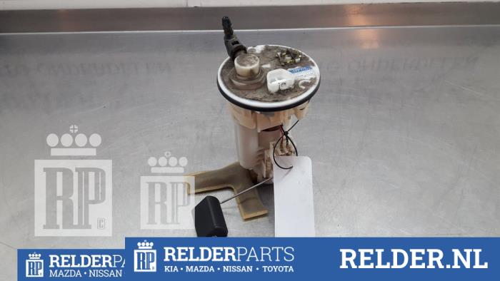 Gebruikte Tank element Pomp Toyota Corolla (E12) 1.4 16V VVT-i Prijs € 30,00 Margeregeling aangeboden door Relder Parts B.V.