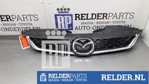 Gebruikte Grille Mazda 5 (CR19) 2.0 CiDT 16V Normal Power Prijs € 25,00 Margeregeling aangeboden door Relder Parts B.V.