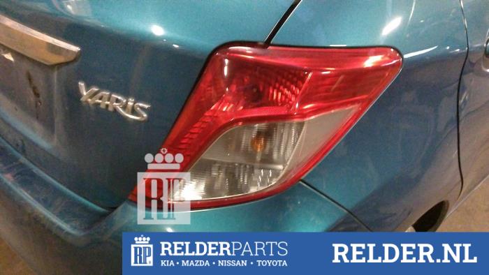Volledige dorpel voor Toyota Yaris 1999-2005 / Links Rechts / Set 9213