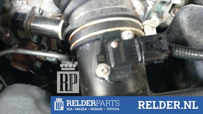 Gebruikte Luchthoeveelheidsmeter Toyota Avensis Wagon (T27) 2.0 16V D-4D-F Prijs € 45,00 Margeregeling aangeboden door Relder Parts B.V.
