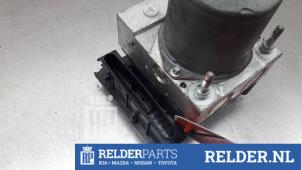 Gebruikte ABS Computer Toyota Avensis Wagon (T27) 2.0 16V D-4D-F Prijs € 90,00 Margeregeling aangeboden door Relder Parts B.V.