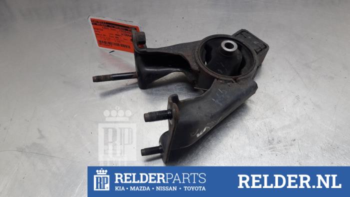 Gebruikte Motorrubber Toyota Corolla Verso (E12) 1.6 16V VVT-i Prijs € 23,00 Margeregeling aangeboden door Relder Parts B.V.