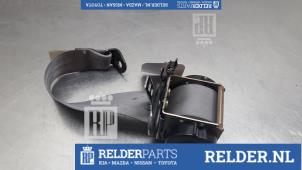 Gebruikte Gordelspanner links achter Mazda 3 Sport (BK) 1.3i 16V Prijs € 27,00 Margeregeling aangeboden door Relder Parts B.V.