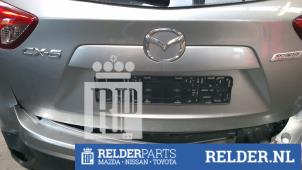 Gebruikte Handgreep Achterklep Mazda CX-5 (KE,GH) 2.2 SkyActiv-D 16V 2WD Prijs € 90,00 Margeregeling aangeboden door Relder Parts B.V.