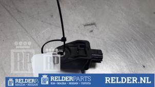Gebruikte Airbag Sensor Toyota Prius Plus (ZVW4) 1.8 16V Prijs € 32,00 Margeregeling aangeboden door Relder Parts B.V.