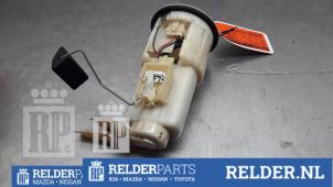 Gebruikte Tank element Pomp Toyota Yaris (P1) 1.3 16V VVT-i Prijs € 45,00 Margeregeling aangeboden door Relder Parts B.V.