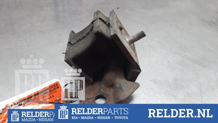 Gebruikte Motorrubber Nissan Pathfinder (R51) 2.5 dCi 16V 4x4 Prijs € 32,00 Margeregeling aangeboden door Relder Parts B.V.