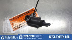 Gebruikte Vacuum ventiel Toyota Yaris II (P9) 1.0 12V VVT-i Prijs € 36,00 Margeregeling aangeboden door Relder Parts B.V.