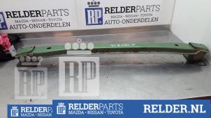 Gebruikte Bumperbalk achter Mazda 2 (DE) 1.5 16V S-VT Prijs € 25,00 Margeregeling aangeboden door Relder Parts B.V.
