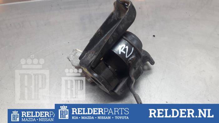 Gebruikte Motorrubber Toyota Corolla (E12) 1.4 16V VVT-i Prijs € 27,00 Margeregeling aangeboden door Relder Parts B.V.