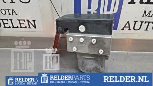 Gebruikte ABS Pomp Toyota Land Cruiser 90 (J9) 3.0 TD Prijs € 113,00 Margeregeling aangeboden door Relder Parts B.V.