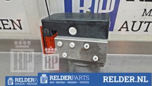 Gebruikte ABS Computer Toyota Land Cruiser 90 (J9) 3.0 TD Prijs € 113,00 Margeregeling aangeboden door Relder Parts B.V.