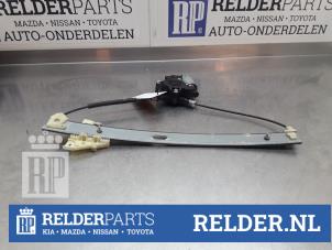 Gebruikte Ruitmechaniek 4Deurs links-voor Mazda CX-7 2.2 MZR-CD 16V Prijs € 30,00 Margeregeling aangeboden door Relder Parts B.V.