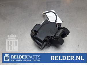 Gebruikte Achterklep Slotmechaniek Mazda CX-7 2.2 MZR-CD 16V Prijs € 45,00 Margeregeling aangeboden door Relder Parts B.V.